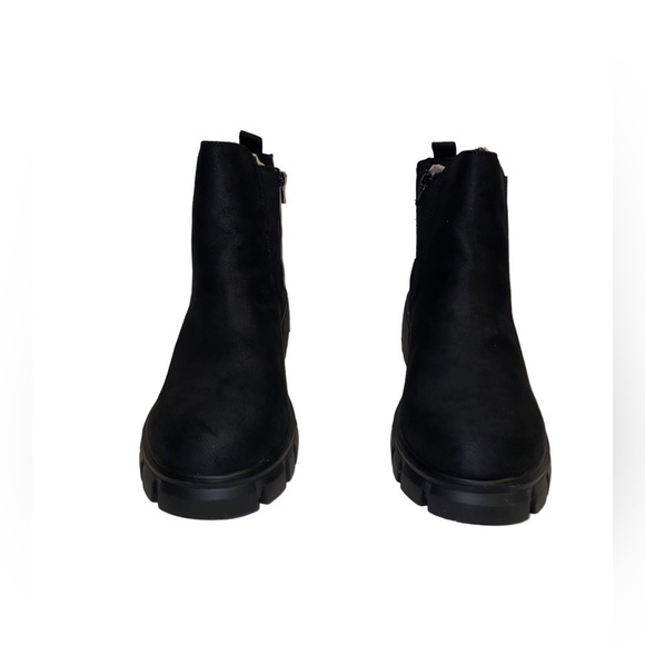 Very G Zoe Chunky Platform Heeled‎ Ankle Booties Women 11M Slip-On Outdoor NEW - Picture 4 of 10